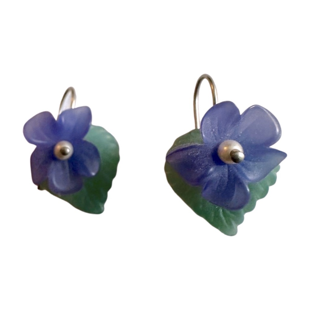 Vintage Avon Violet Lucite Floral Frosted Earrings Nature-Inspired 1980s